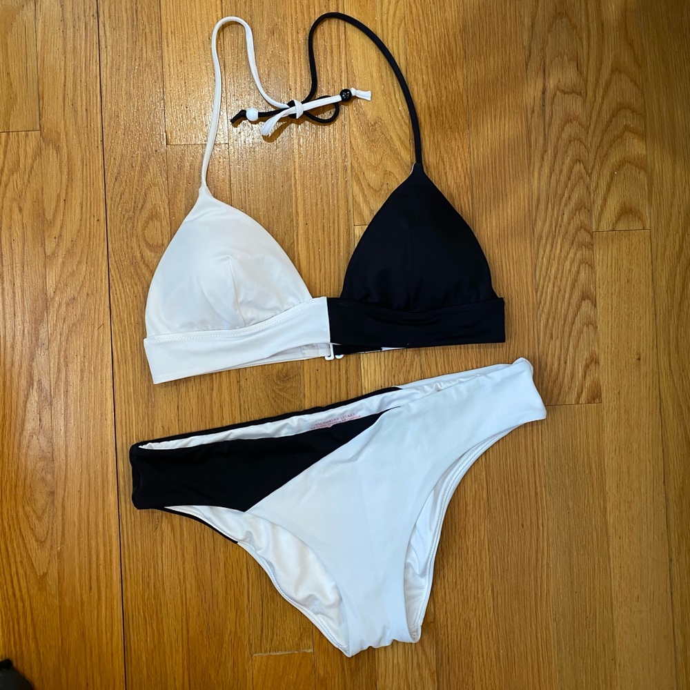 Victoria’s Secret Bikini Black & White